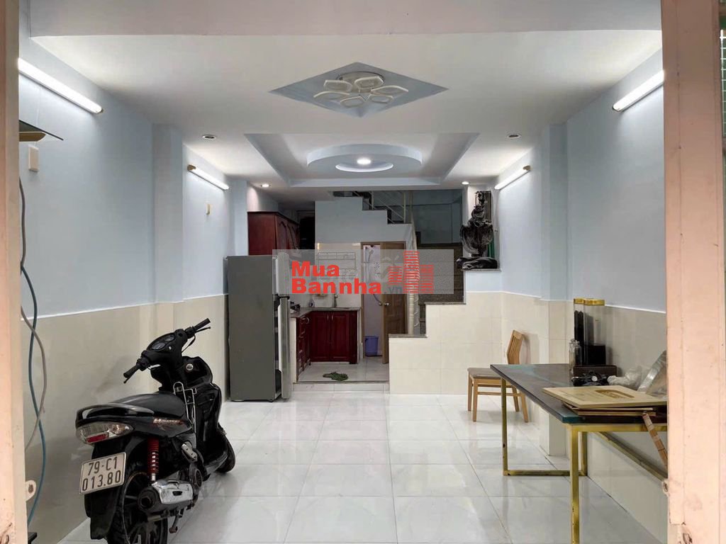 Bán Nhà Nguyên Căn Hẻm víp 6m