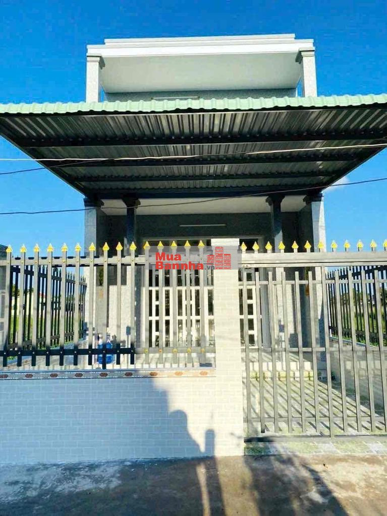 Nhà 1 Lầu 5 x 17m, Ngay Mặt Tiền Đường Xe Tải. 3PN 2WC . Sổ Hồng Riêng