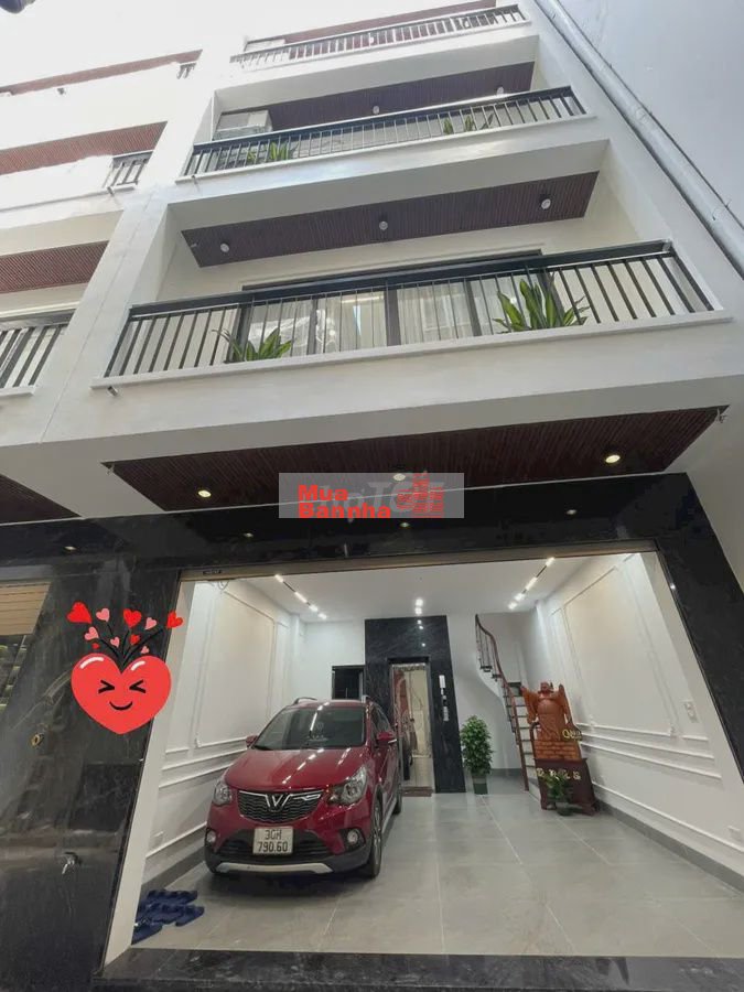 Bán nhà Ngọc Lâm 35m2 x 6 tầng Thang máy Full Nội Thất .Giá 12,6 Tỷ