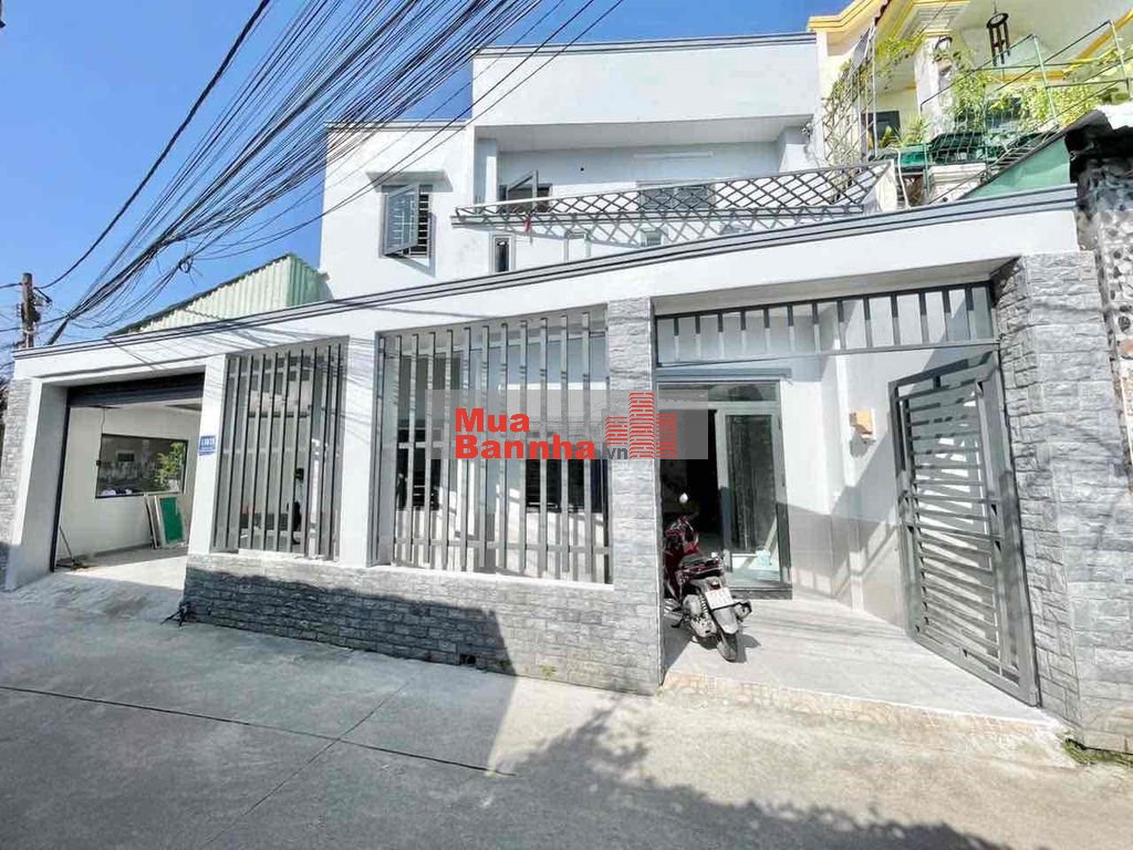 Căn Nhà Trệt Lầu Gần Trung Tâm Y Tế Dĩ An