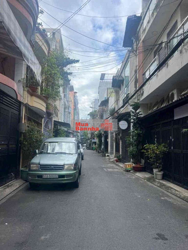 Bán nhà Nb Nguyễn Hồng Đào- Đồng Đen. Dt 4,5x17m - 4 tầng