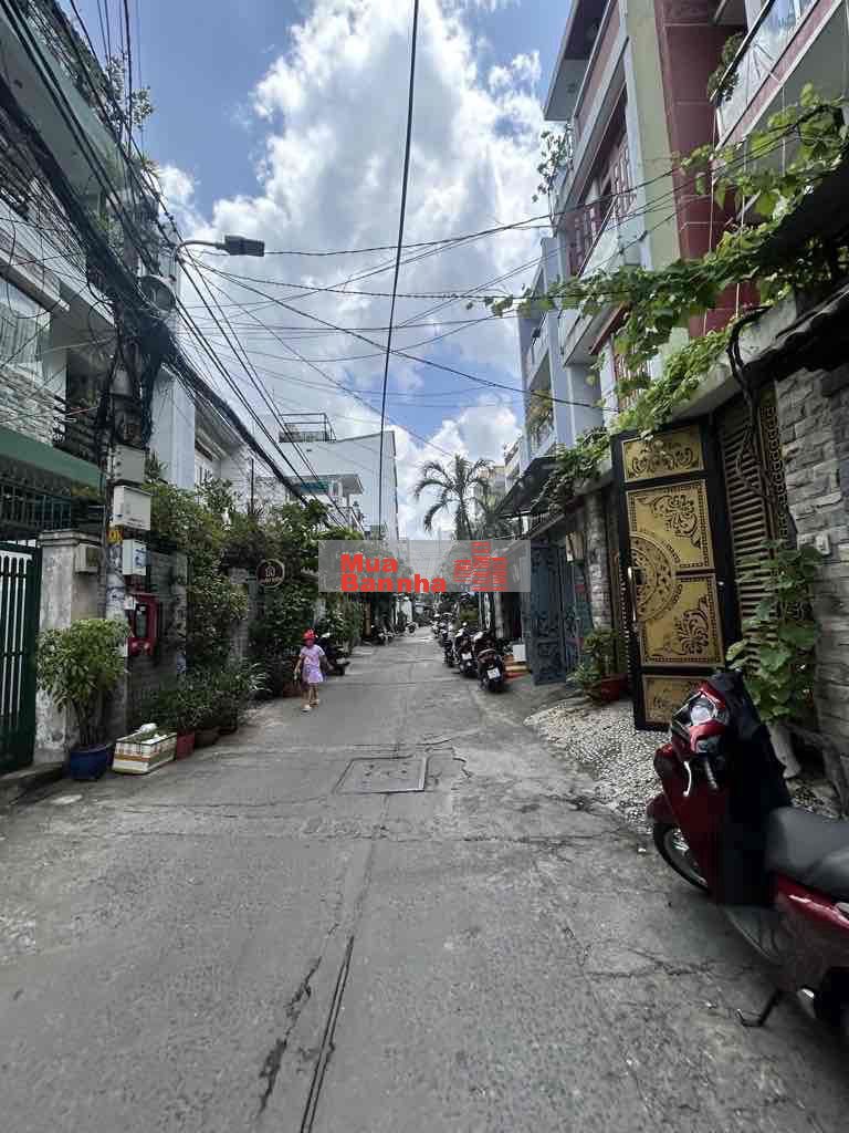 Căn góc 2mt đường xe hơi ngay sau lưng Chợ Phạm Văn Bạch