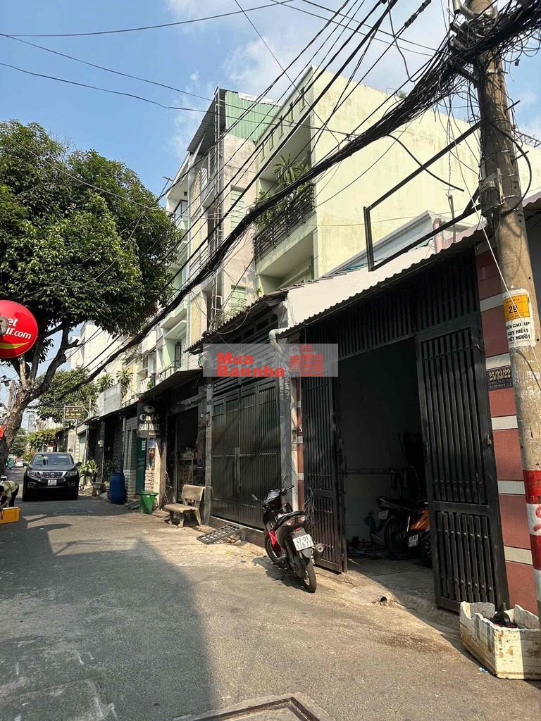 - Nhà bán HXH 4,5m Đường Bùi Quang Là p12 Gv giá 6 tỷ bớt lộc