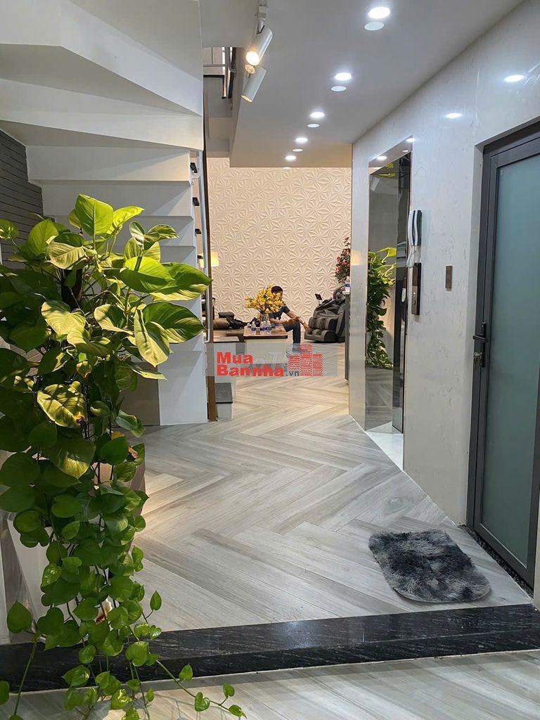 góc 2 MT đường Phan Văn Trị P10 đối diện city land