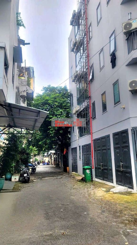 Ô tô vô nhà, Phạm Văn Bạch, gần sân bay,3 tầng, gần 60m, 5.x tỷ