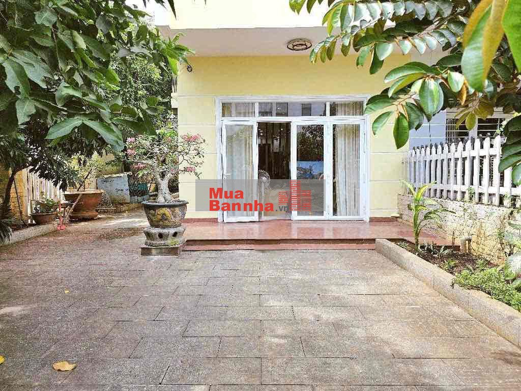 BIỆT THỰ SÂN VƯỜN SONG LẬP KHU DÂN CƯ GIA HOÀ 252M2 CHỦ CẦN BÁN GẤP