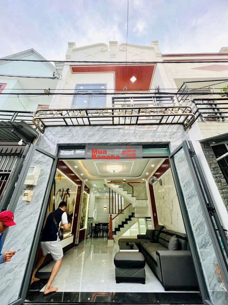 Nhà đẹp SHR 4m x 11m. Đúc 1 Lầu Hẻm 4m Đường TCH 03.07