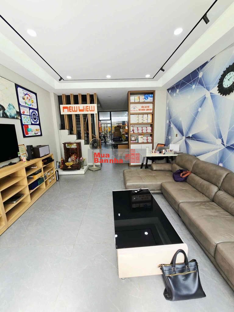 Bán Nhà 90m2 4Tầng BTCT, MT Đường Khu Nam Long, P Phước Long B, Q9 cũ.