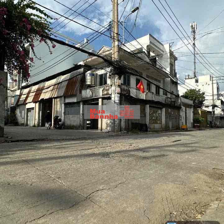 Nhà lô góc cực hiếm Mã Lò, 2 mặt tiền, 9.6x20m, giá tốt