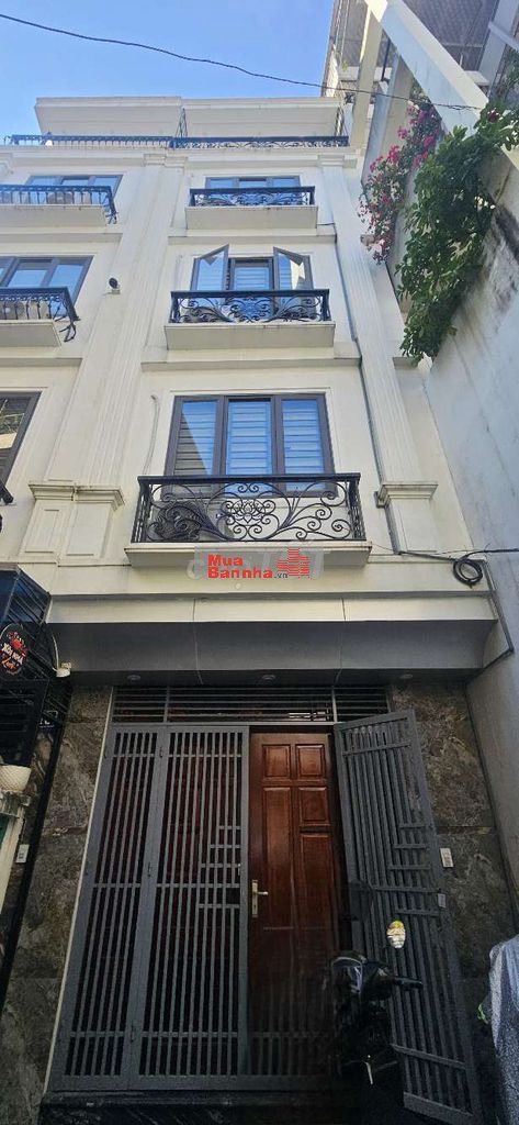 Bán Nhà Xã Đàn Đống Đa 36m 5 Tầng Đủ 6 ngủ Ngõ rộng đều 3m 130m ra Phố