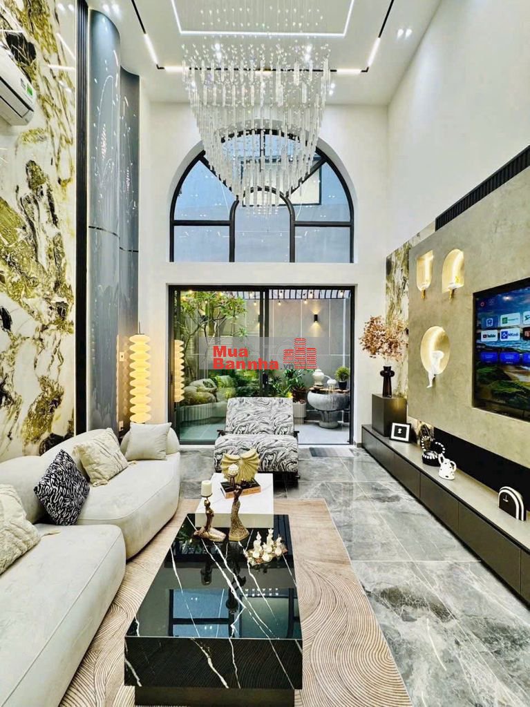 HÀNG HOT ! Căn Góc 2 MT HXT 10m Lạc Long Quân | DT: 6,5X 18m -3 Tầng.