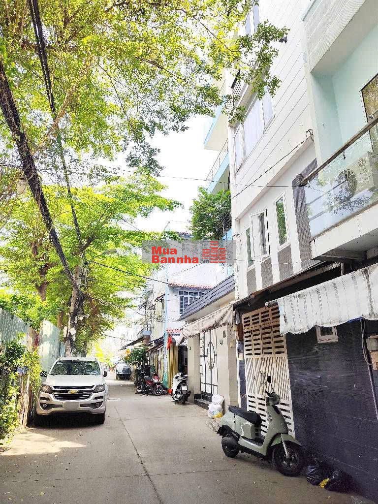 70m2 đúc 2 tầng, sát HXH Tôn Thất Thuyết chỉ 4,32 tỉ.