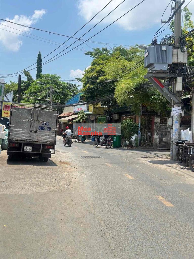 CHÍNH CHỦ GIẢM KHÔNG PHANH -GIẢM 700TR – NHÀ 3 TẦNG LINH TRUNG