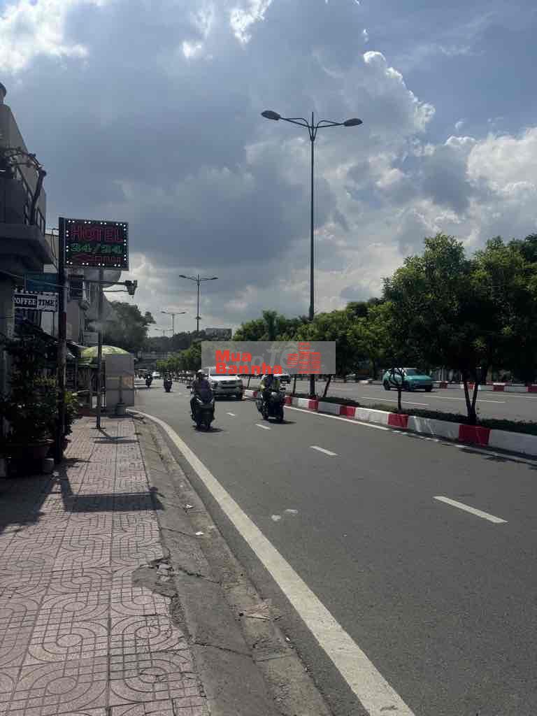 MẶT TIỀN THỤT PHẠM VĂN ĐỒNG 🌼 2 TẦNG 30M2 ( 4x7,5 ) 🌼 CHỈ 4 Tỷ