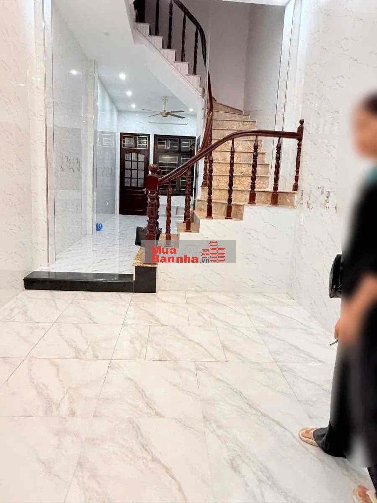 Nhà Minh Khai 2 mặt ngõ thông, 50m ô tô tránh, không QH, BTCC 50m2*5T