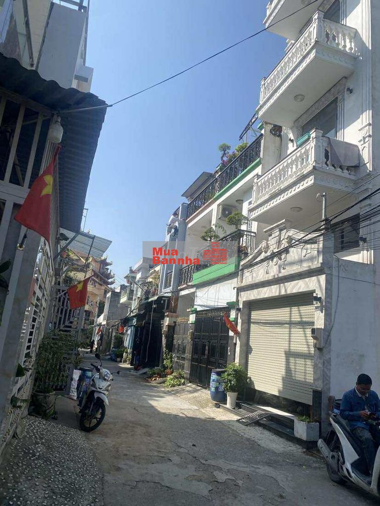 BÁN NHÀ CẤP 4 HẺM Ô TÔ LINH XUÂN THỦ ĐỨC 60 M2, GIÁ 4 TỶ THƯƠNG LƯỢNG