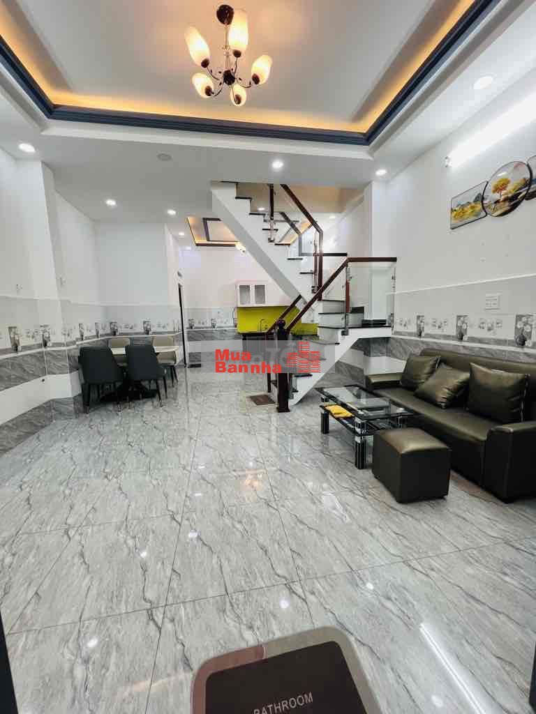 NHÀ PHỐ 2 TẦNG – LÔ GÓC THOÁNG – HẺM THÔNG LÂM VĂN BỀN, Q7