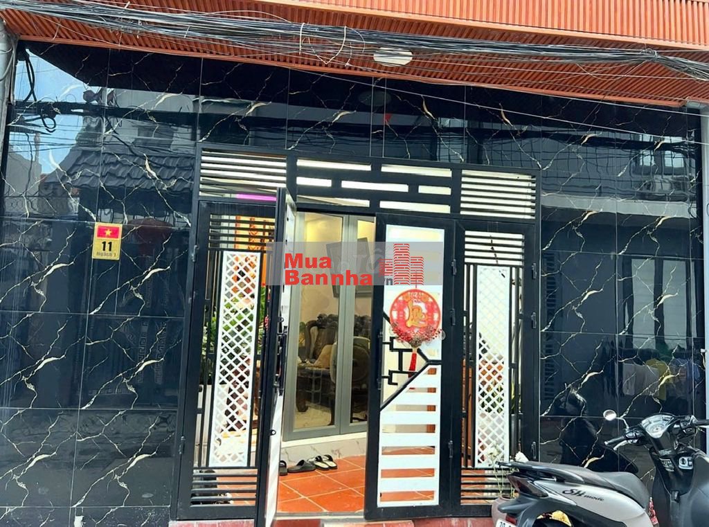 Cần bán nhà ở gia đình Phố Nguyễn Chính