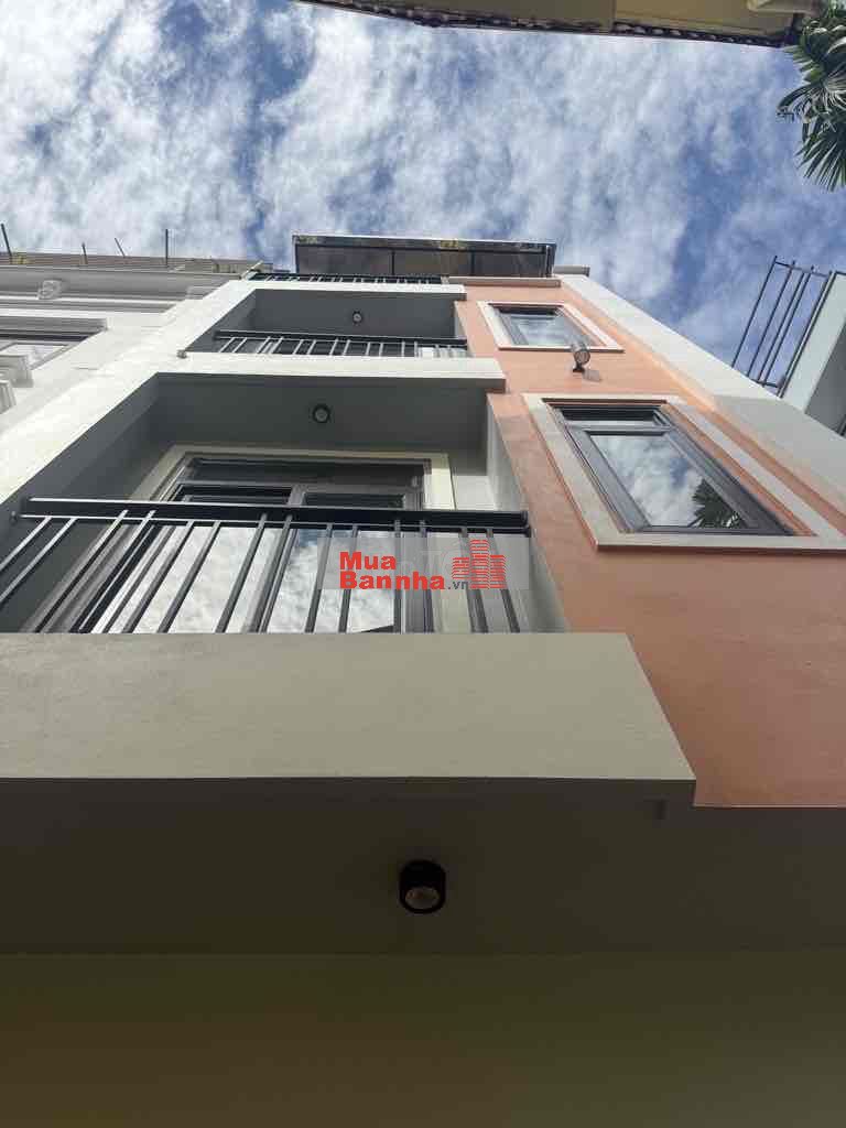 Bán nhà phố Sài Đồng 55mx4 tầng