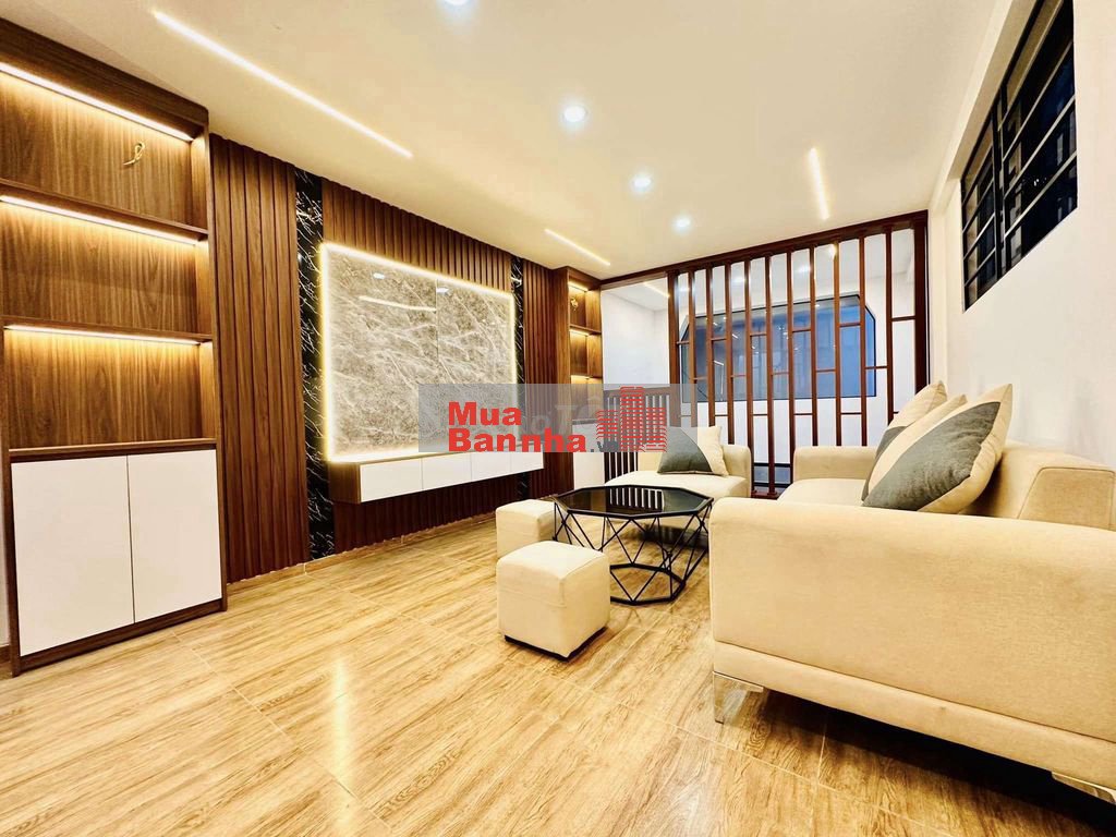 Cực đã! Pháo Đài Láng, gần ô tô, dân xây, ngõ nông thông tứ tung.