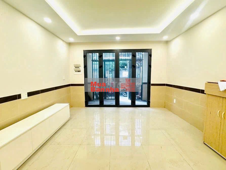 Quá rẻ chỉ "90tr/m2" - Bán nhanh nhà 2 tầng 60m2 (4m x 15m) Giáp Q.1