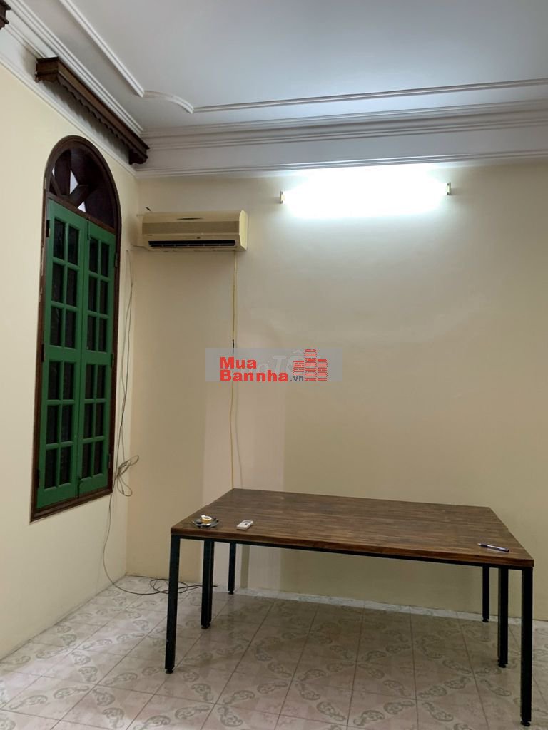 Tôi cần bán đất ngõ Bồ Đề, giá 18 tỷ, hơn 74m2, ô tô đỗ, ngõ thông