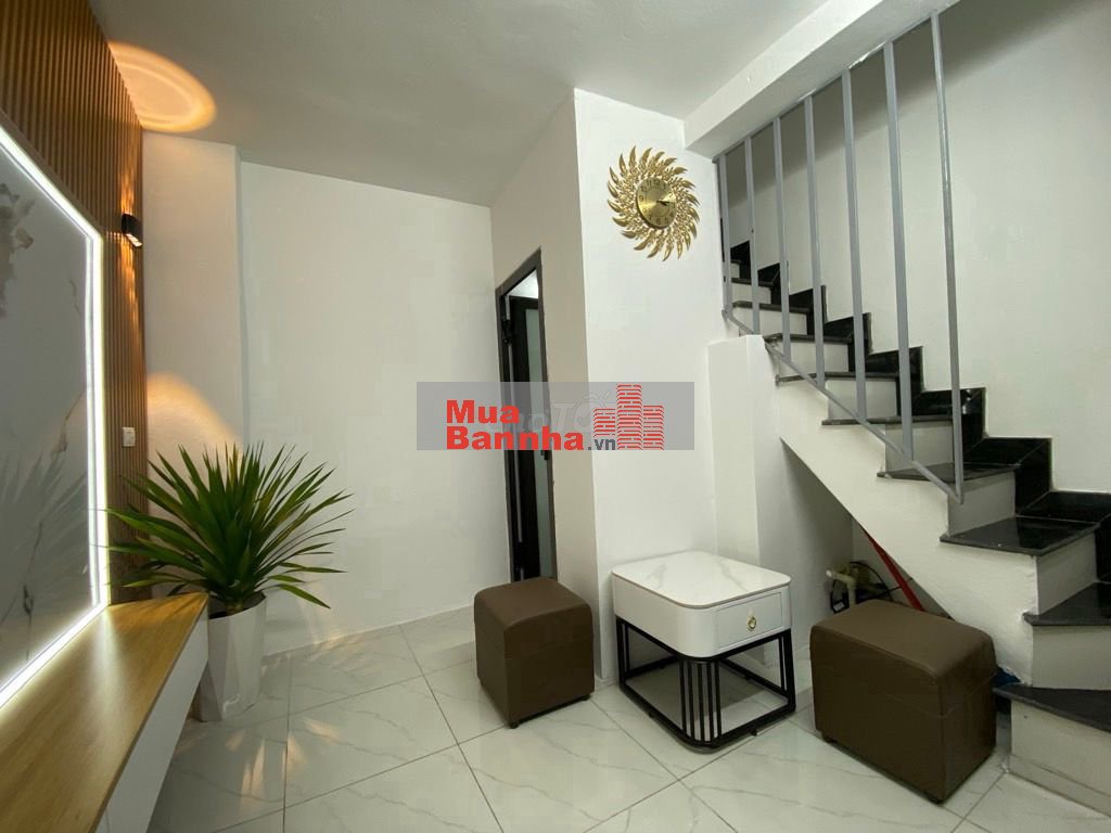 BÁN NHÀ 6 TẦNG GẦN BV BẠCH MAI – LÃO KHOA