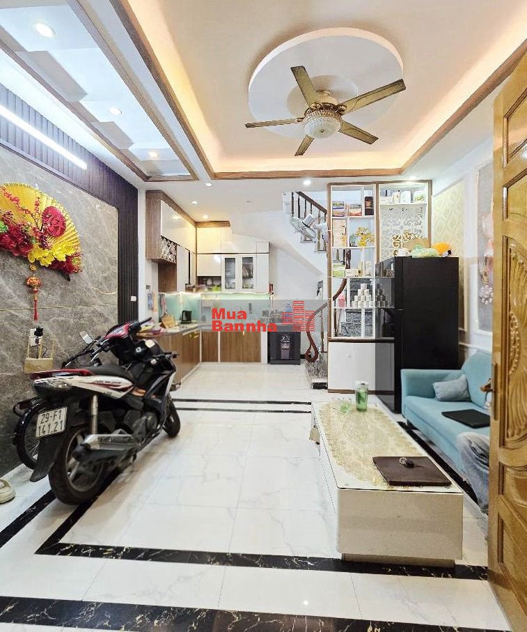 BÁN NHÀ LÔ GÓC NAM DƯ – 33M, 5 TẦNG – NỘI THẤT-Ô TÔ ĐỖ CỬA !