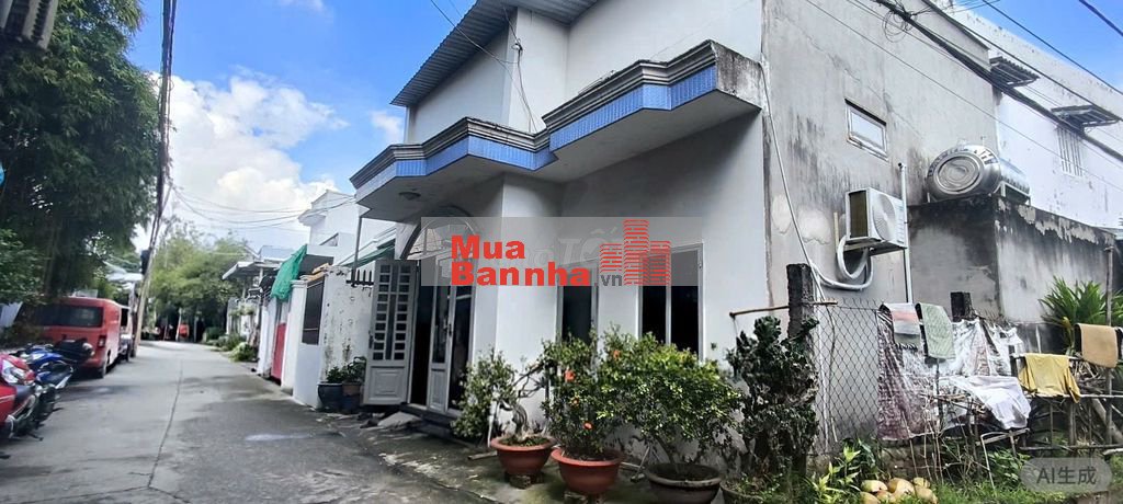 Bán nhà đường xe hơi 8m Tân xuân Hóc Môn. Dt:64m2 SHR chỉ nhỉnh 3 tỷ !