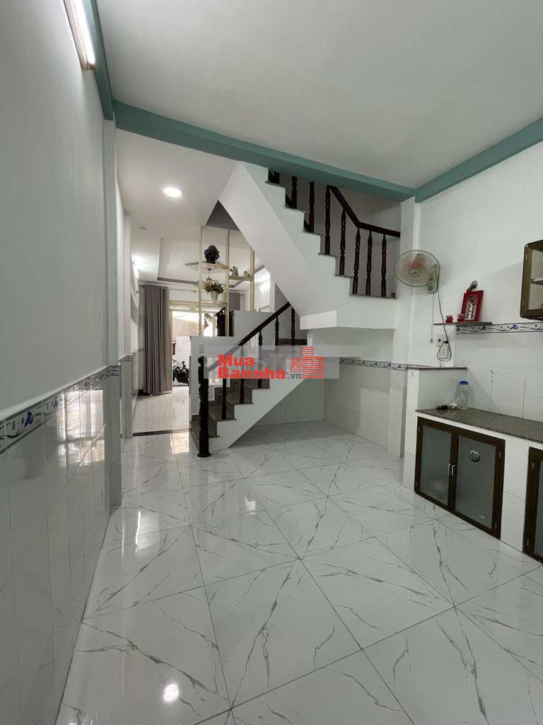 Nhà 9chủ - 4 tầng - 4x10 - hxh 5m thông - Khu Tên Lửa - Giá nhỉnh 4 tỷ