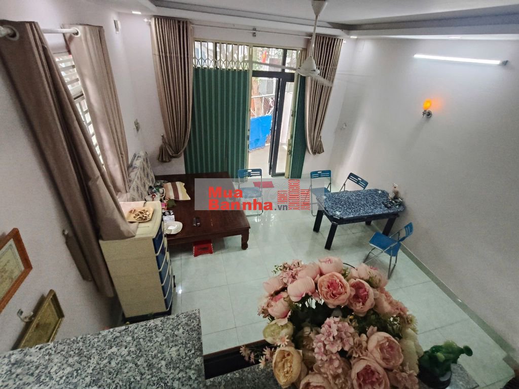 Chủ cần tiền bán gấp nhà 181m2 bình trưng Tây quận 2 cũ