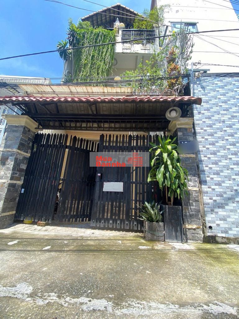 Nhà bán 3 tầng Gần Gigamaill Hiệp Bình Chánh Thủ Đức