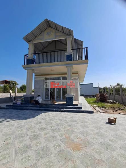 Nhà siêu phẩm mới xây ở Bến Lức ngay sát Vành đai 4