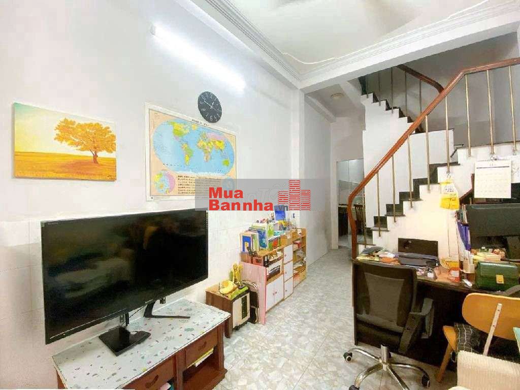 NHÀ 2 TẦNG P8 TÂN BÌNH- 2 TẦNG BTCT - 40m2
💰4,7 tỷ tl