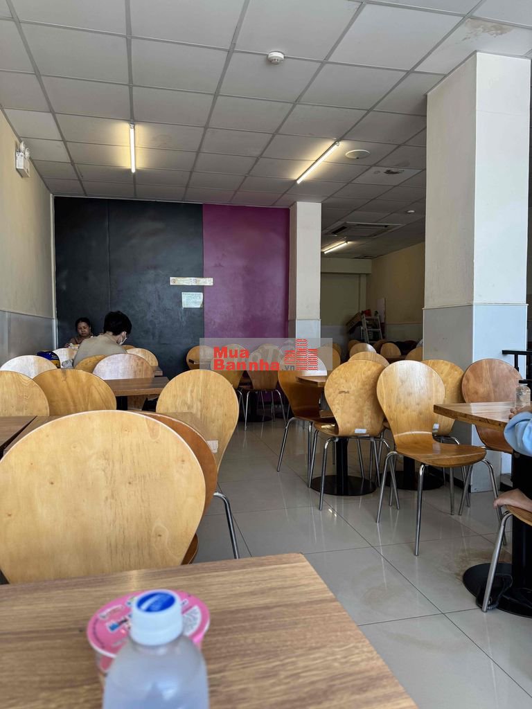 BÁN NHÀ MẶT TIỀN THÍCH QUẢNG ĐỨC. Cho thuê 26tr/t, vị trí đác địa 12 t