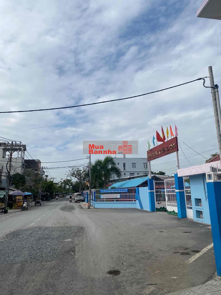 Chỉ 1.45tỷ Sở Hữu Nhà 2MT 4.6mx14m 2Tầng Hẻm KDBB 8m Đường Nguyễn Bình