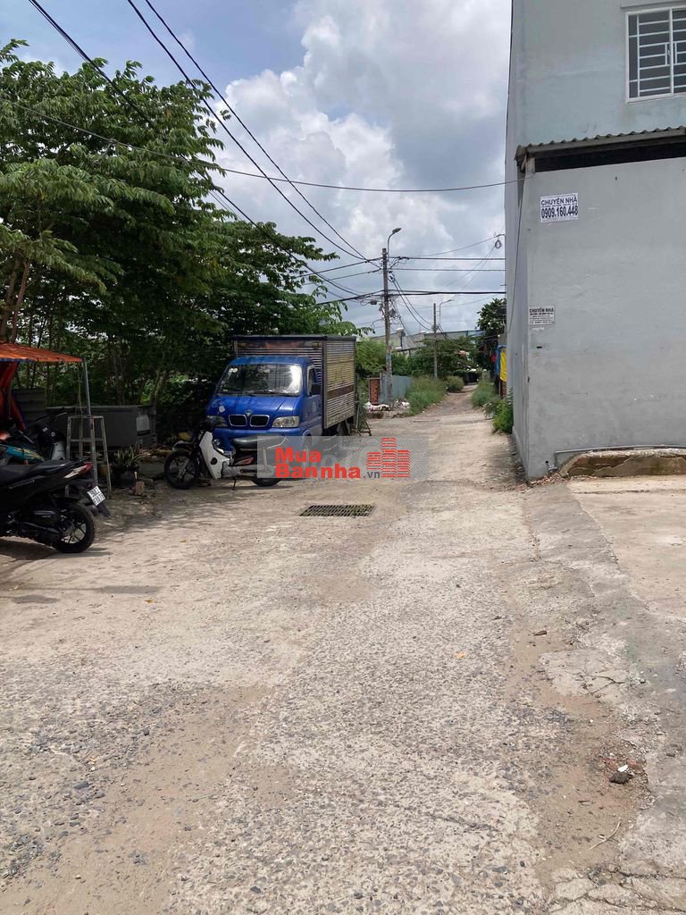 Bán lô đất trống 7x17 đường oto Hoang Ngan