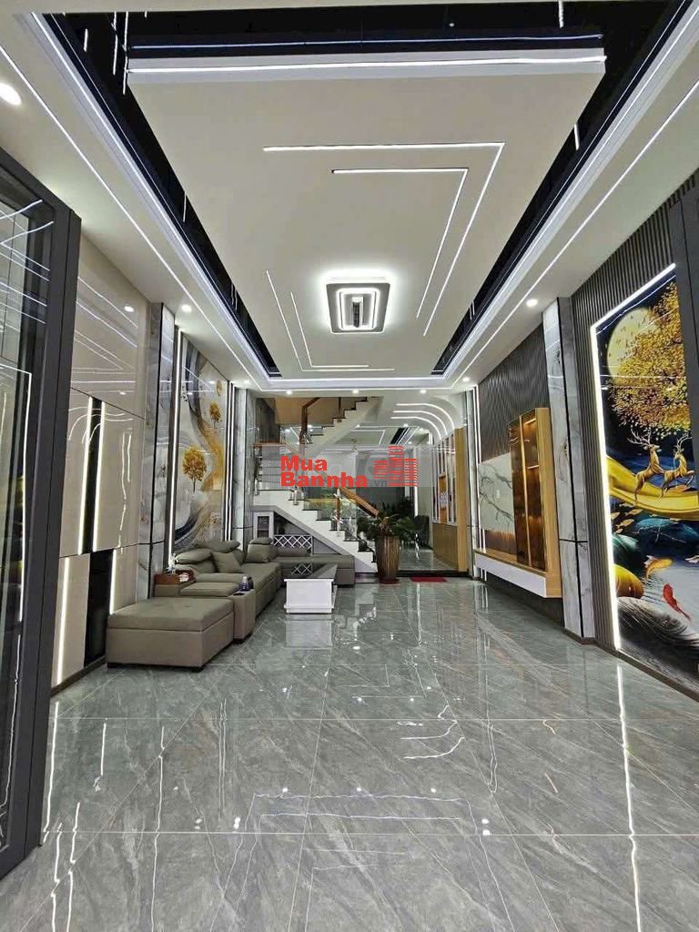 Ngộp ! Bán Nhà CMT8 -Lạc Long Quân, DT: 6x12m 3T + ST giá 8.5 tỷ TL