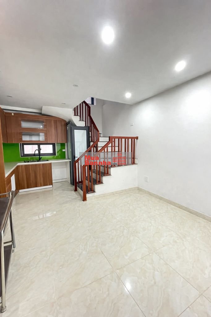 Nhà Ở Ngay Khâm Thiên- 35m2- 5 Tầng- Ngõ Nông Gần Phố- Full Nội Thất