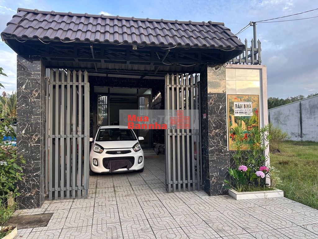 Bán nhà mặt tiền đường !!Chính chủ đăng tin bán thật 100%