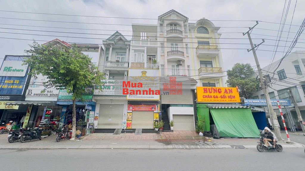 Nhà mặt tiền đường Trần Hưng Đạo, phường Đông Hoà, Tp Dĩ An.