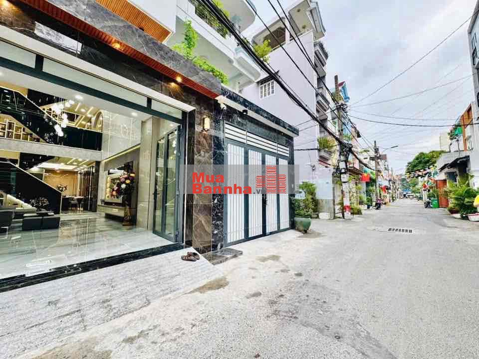 Nhà đẹp . 1 trệt lửng 2 lầu ST - Oto ngủ trong nhà - NT cao cấp.