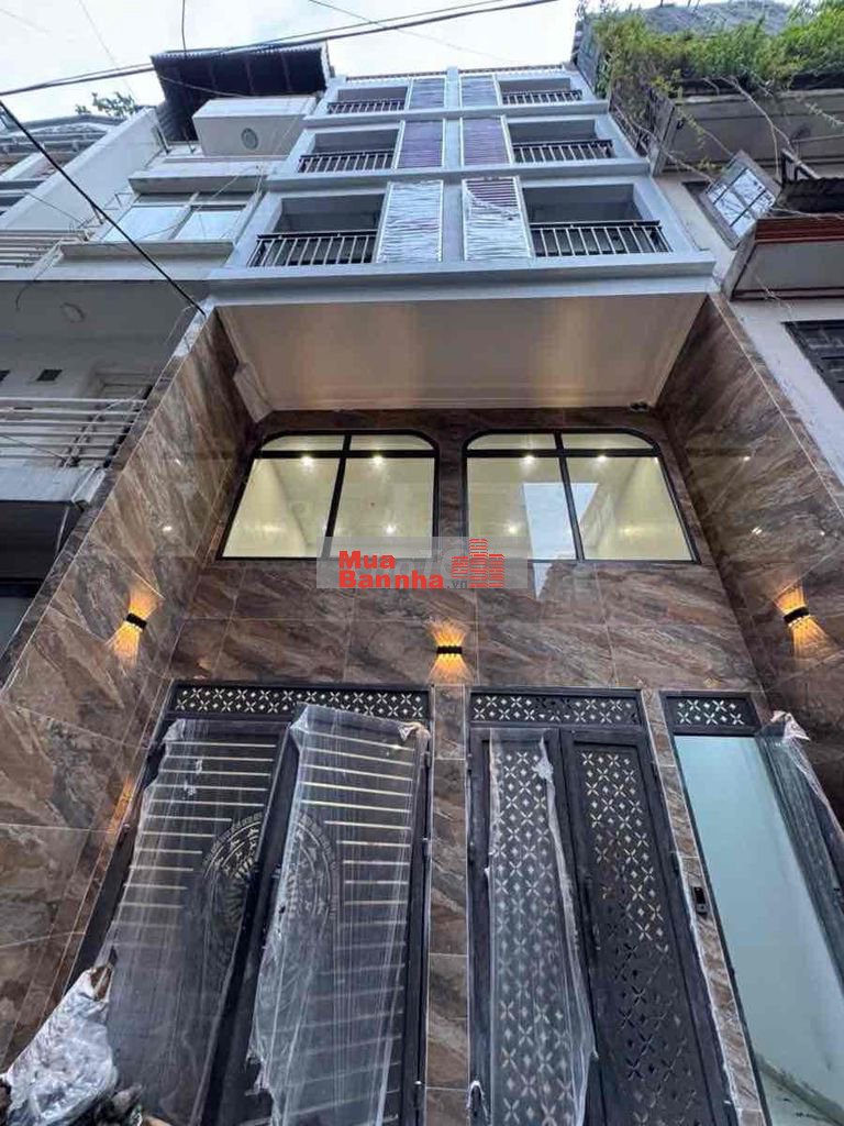 Bán nhà Vĩnh Phúc Ba Đình, ngõ rộng 5m ô tô đỗ cửa, sổ đẹp