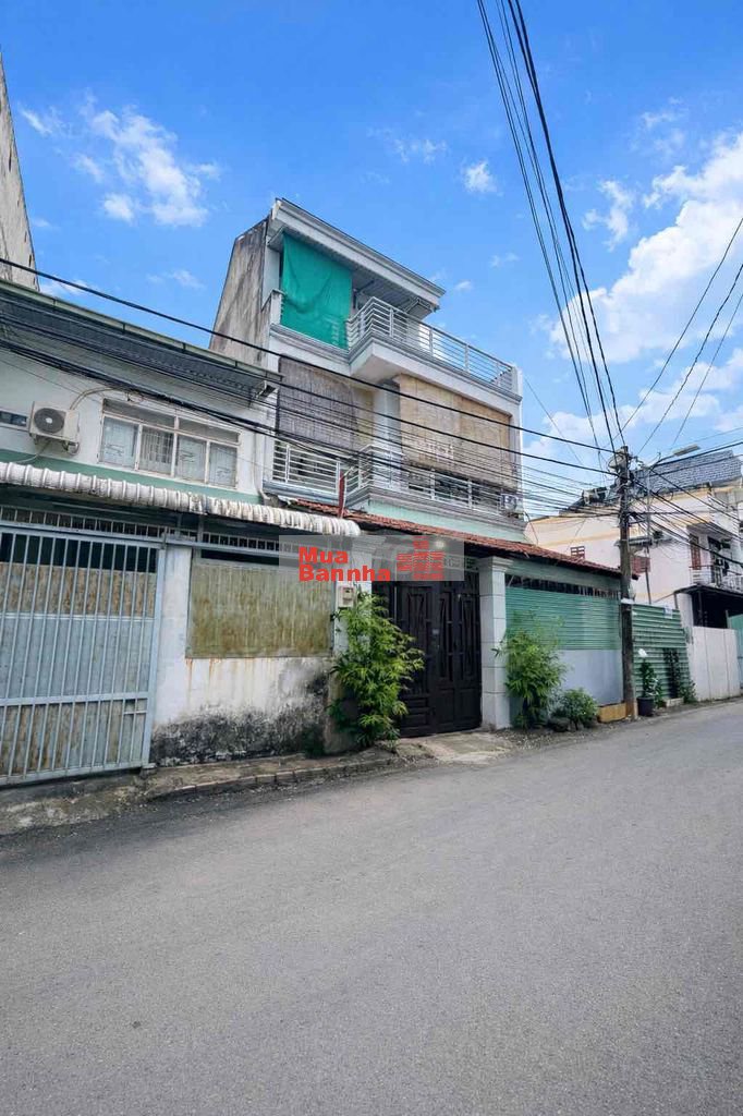 CHDV Gồm 8 Phòng, 4 Tầng, 105M (7.5x14M) Gần Khu Công Nghệ Cao