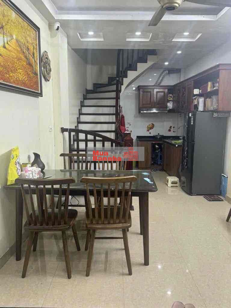 Nhà ở sướng, 27m, 3 ngủ, Lĩnh Nam