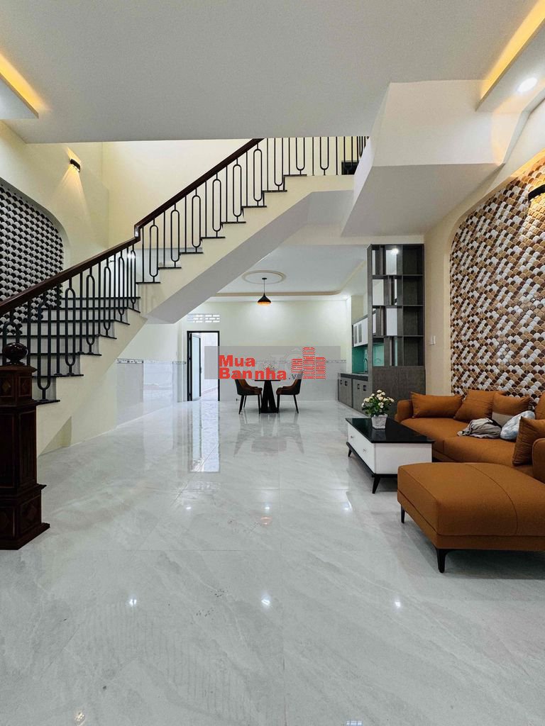 NHÀ LẦU MỚI NGAY CÂY XĂNG 26 TÂN PHONG GIÁP KHU QUÂN ĐOÀN 4