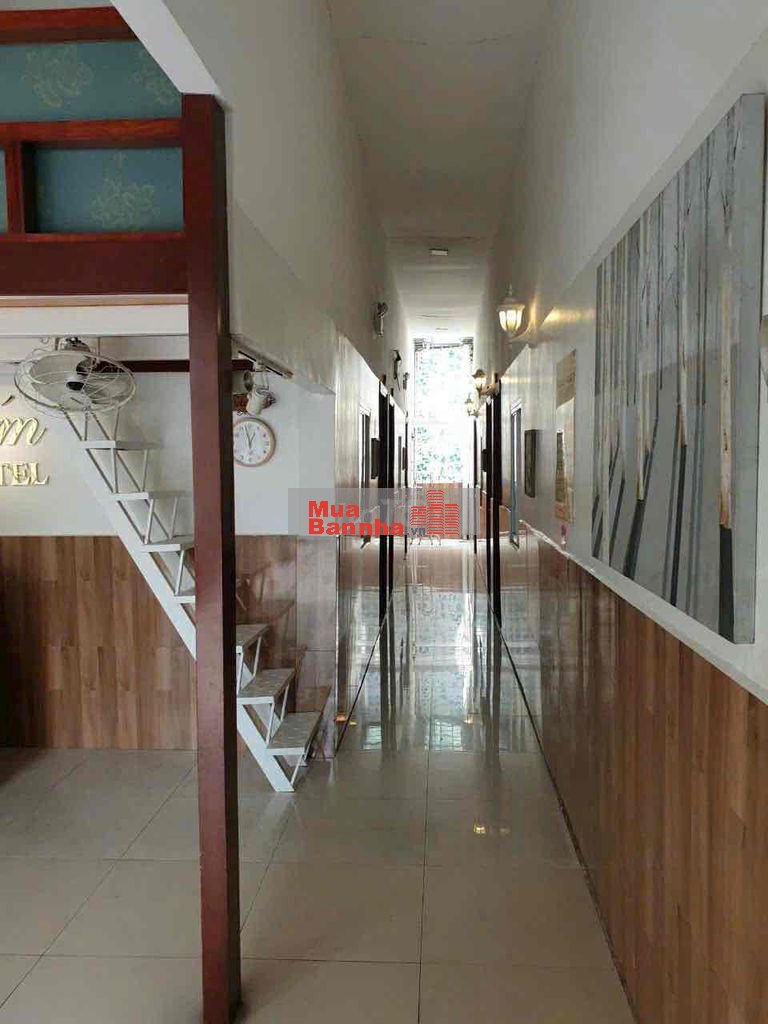 Chính chủ bán nhà có 4 CHDV, DTCN 63 m2, đường Nguyễn Xí, p.26, Bình T