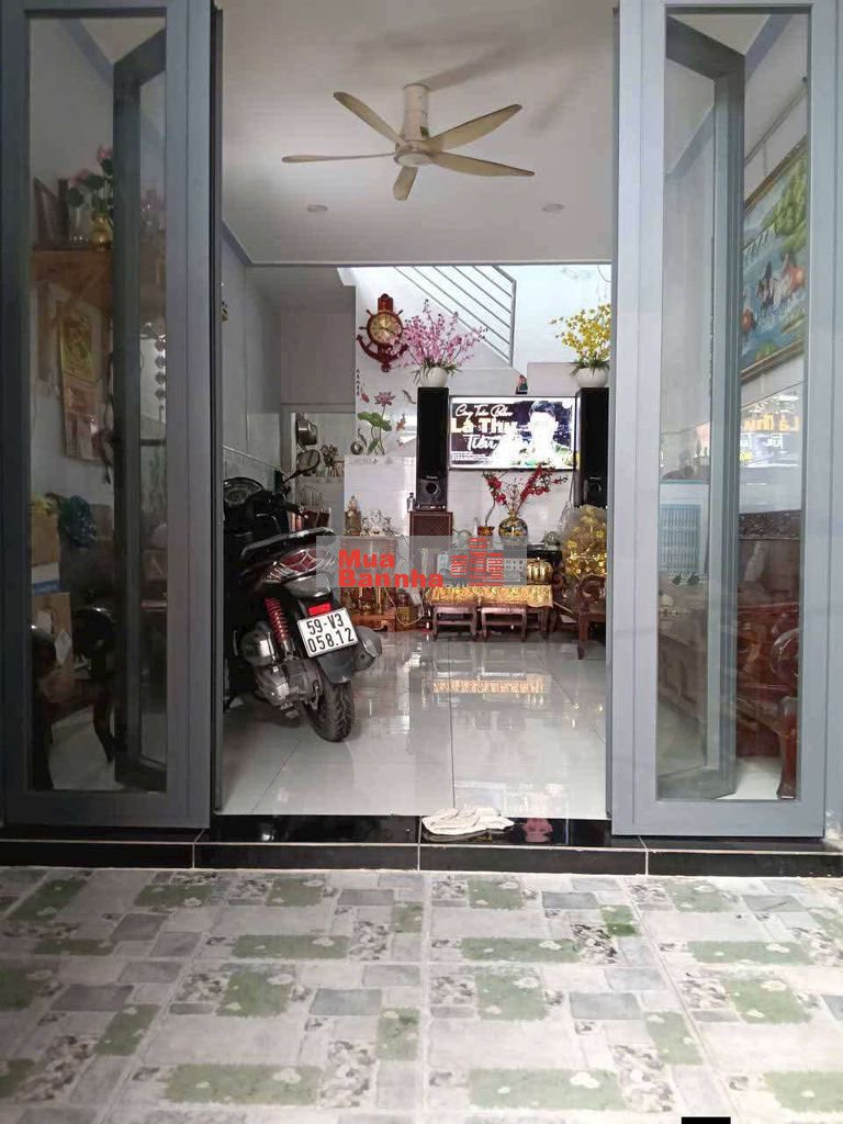 Cơ Hội Có 1 Không 2 – Nhà Đẹp 42m2 đất 2 Tầng Gần MT, Sổ Hồng Riêng!