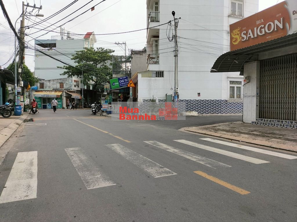 Bán nhà 1 lầu mặt tiền đường Trần Thị Hè, 4m x 30m, giá 8.2 tỷ