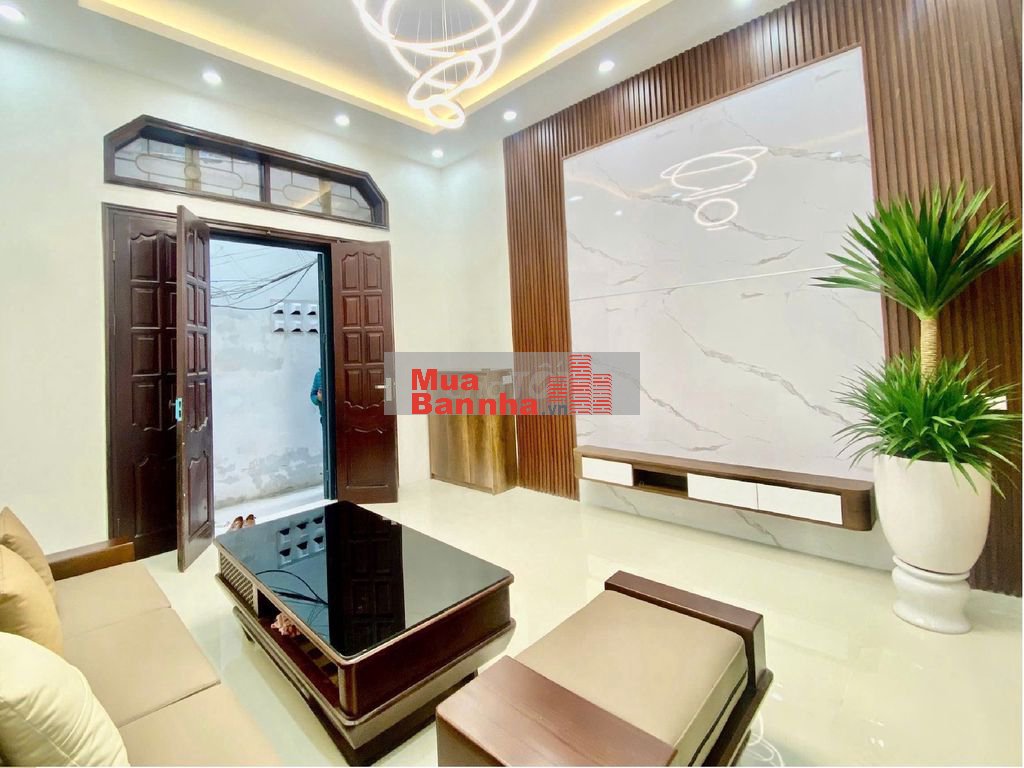 Nhà Thụy Khuê, 33m2x4 tầng, ngõ nông, gần phố